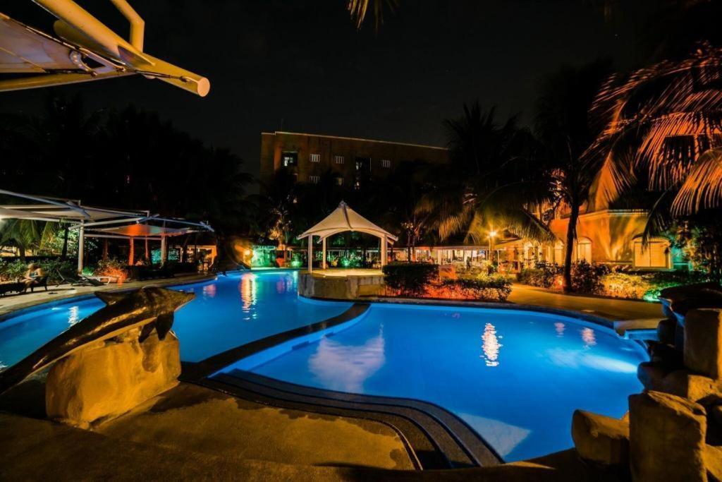 Moonbay Marina The Villas Olongapo Bagian luar foto