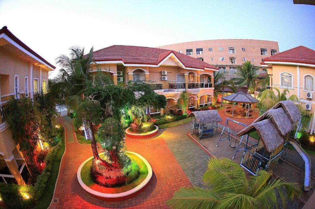 Moonbay Marina The Villas Olongapo Bagian luar foto