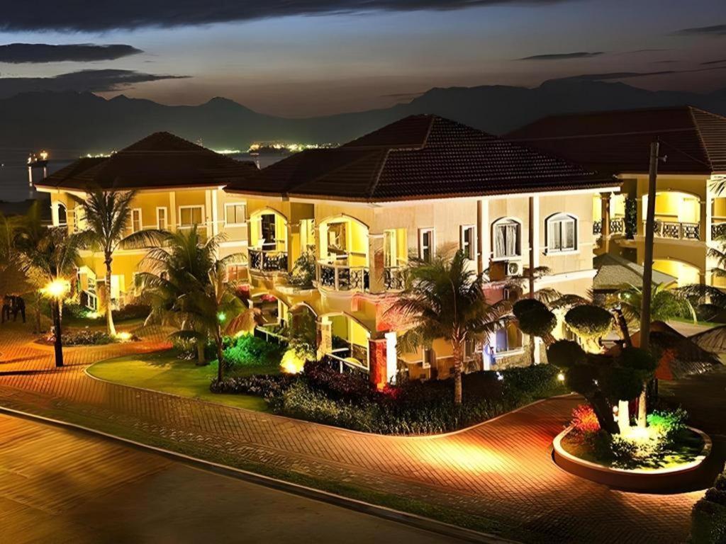 Moonbay Marina The Villas Olongapo Bagian luar foto