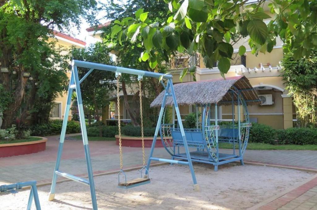 Moonbay Marina The Villas Olongapo Bagian luar foto