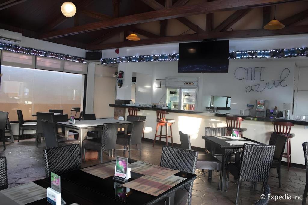 Moonbay Marina The Villas Olongapo Bagian luar foto