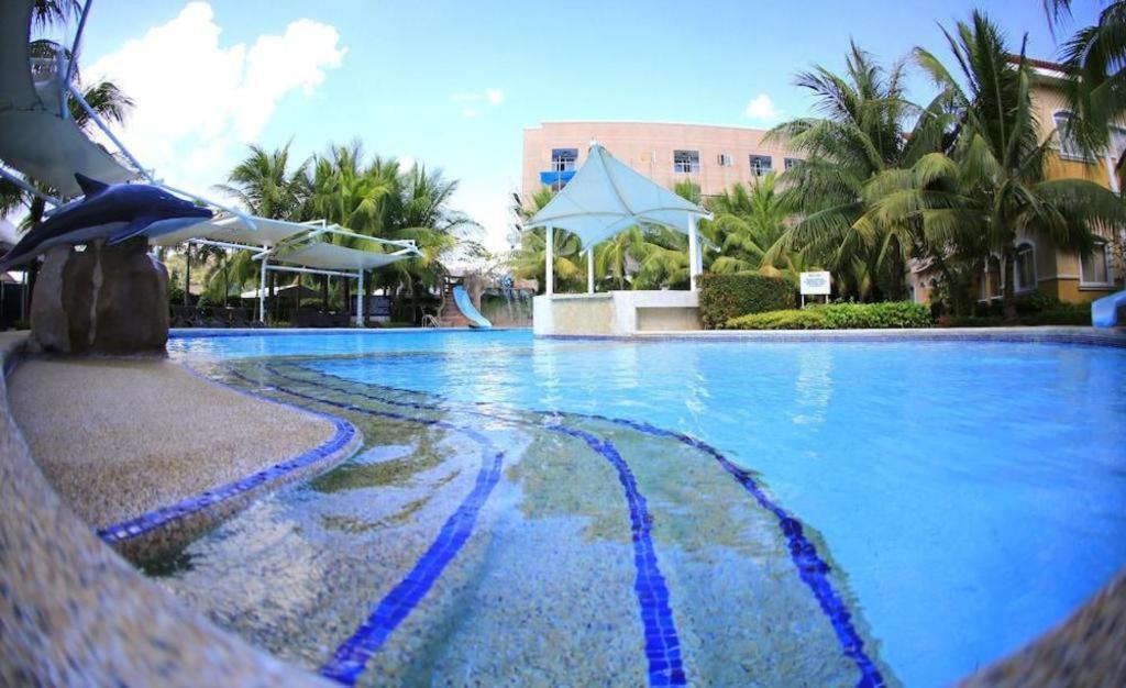 Moonbay Marina The Villas Olongapo Bagian luar foto