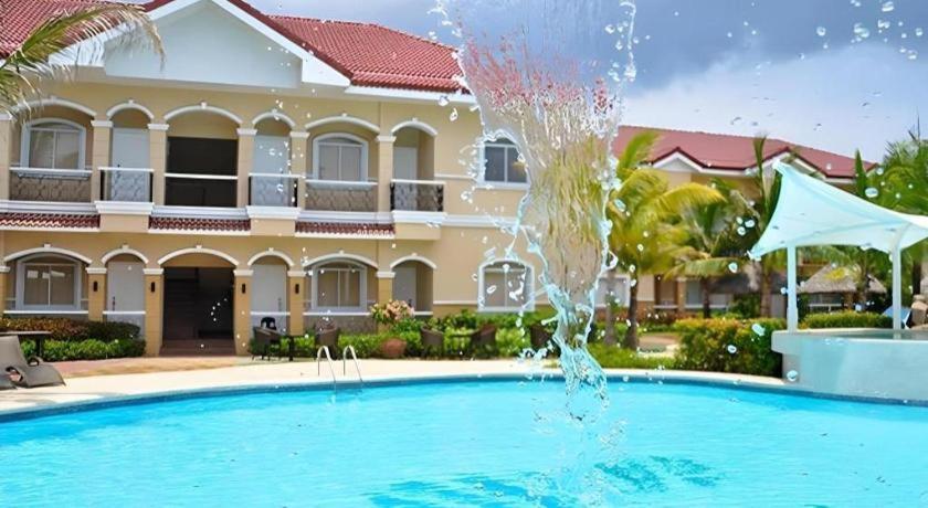 Moonbay Marina The Villas Olongapo Bagian luar foto
