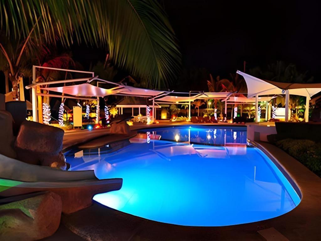Moonbay Marina The Villas Olongapo Bagian luar foto